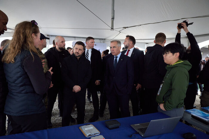 Керування Ratel із Канади — робот виконував команди у Києві